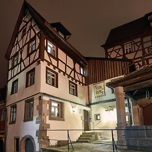 Am Hofbrunnen Apartment